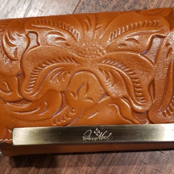 Patricia Nash Embossed Cametti Leather Trifold Wallet - Picture 10 of 11